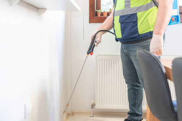 Best Affordable Pest Control Services  in Bondurant, IA